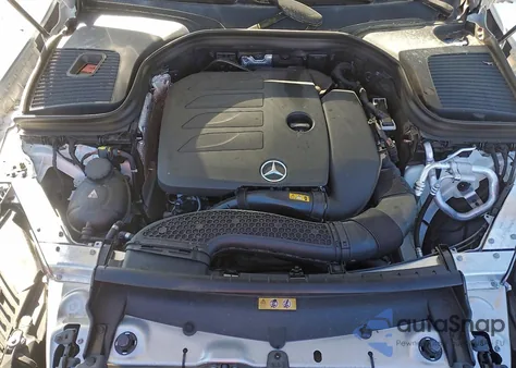 2022 Mercedes-Benz Glc Coupe 300 4Matic z USA, uszkodzony, nr VIN W1N0J8EB1NG036647